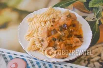 Смажена свинина з баклажанами - Крок 9 Смажена свинина з баклажанами - Крок 9