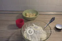 Сырники с бананом в духовке - Шаг 4 Сырники с бананом в духовке - Шаг 4