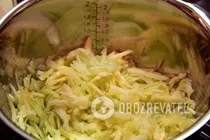 Сирники з грушею - Крок 1 Сирники з грушею - Крок 1