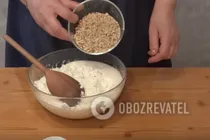 Сырники с изюмом и орехами - Шаг 6 Сырники с изюмом и орехами - Шаг 6