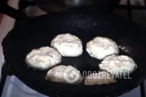 Сырники с орехами по-белорусски - Шаг 6 Сырники с орехами по-белорусски - Шаг 6