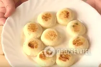 Сырники на сухой сковороде - Шаг 10 Сырники на сухой сковороде - Шаг 10
