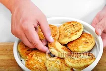 Сырники, запеченные в сметане - Шаг 4 Сырники, запеченные в сметане - Шаг 4