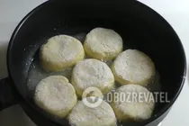 Сирники з домашнього сиру - Крок 6 Сирники з домашнього сиру - Крок 6