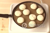 Сырники на сухой сковороде - Шаг 9 Сырники на сухой сковороде - Шаг 9