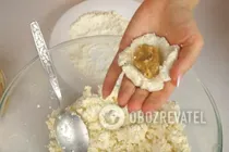 Сырники со сгущенкой - Шаг 5 Сырники со сгущенкой - Шаг 5