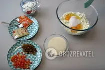 Сирники з цукатами та родзинками - Крок 3 Сирники з цукатами та родзинками - Крок 3