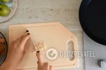 Жареная утка кусочками на сковороде - Шаг 2 Жареная утка кусочками на сковороде - Шаг 2