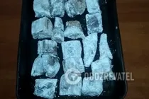 Хек під сметанно-сирним соусом - Крок 3 Хек під сметанно-сирним соусом - Крок 3