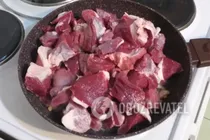 Смажена баранина на сковороді - Крок 3 Смажена баранина на сковороді - Крок 3