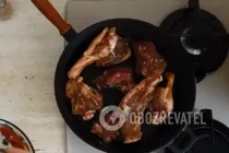 Жареная утка кусочками на сковороде - Шаг 5 Жареная утка кусочками на сковороде - Шаг 5