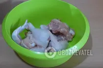 Тушеная курица с луком и морковью - Шаг 1 Тушеная курица с луком и морковью - Шаг 1