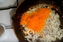 Тушеная курица на сковороде - Шаг 3 Тушеная курица на сковороде - Шаг 3