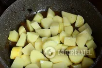 Тушеная курица с грибами и картошкой - Шаг 4 Тушеная курица с грибами и картошкой - Шаг 4