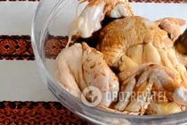 Фаршированная курица без костей - Шаг 3 Фаршированная курица без костей - Шаг 3