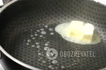 Курка, тушкована у вершках із перцем - Крок 1 Курка, тушкована у вершках із перцем - Крок 1