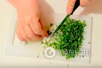 Тушкована курка з картоплею у вершках - Крок 1 Тушкована курка з картоплею у вершках - Крок 1