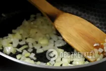 Курка, тушкована у вершках із перцем - Крок 2 Курка, тушкована у вершках із перцем - Крок 2