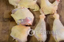 Курица, тушеная в красном вине - Шаг 1 Курица, тушеная в красном вине - Шаг 1