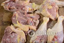 Курица, тушеная в красном вине - Шаг 2 Курица, тушеная в красном вине - Шаг 2