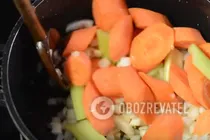 Курица, тушеная в красном вине - Шаг 6 Курица, тушеная в красном вине - Шаг 6