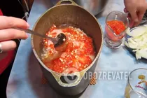 Тушеные окорочка с яблоками и черносливом - Шаг 5 Тушеные окорочка с яблоками и черносливом - Шаг 5