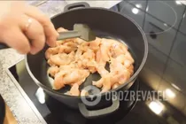 Жареное куриное филе с овощами - Шаг 2 Жареное куриное филе с овощами - Шаг 2
