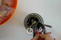 Курка в рукаві шматочками - Крок 3 Курка в рукаві шматочками - Крок 3