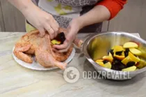 Курица в рукаве с изюмом - Шаг 4 Курица в рукаве с изюмом - Шаг 4