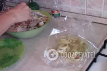 Курка в рукаві під маринадом - Крок 5 Курка в рукаві під маринадом - Крок 5