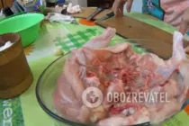 Курка в рукаві з овочами - Крок 1 Курка в рукаві з овочами - Крок 1