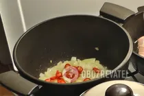 Тушеная курица с фасолью и луком - Шаг 5 Тушеная курица с фасолью и луком - Шаг 5