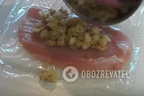 Індичка, фарширована яблуками і журавлиною - Крок 6 Індичка, фарширована яблуками і журавлиною - Крок 6
