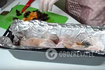 Тушеная курица с сухофруктами и медом - Шаг 6 Тушеная курица с сухофруктами и медом - Шаг 6