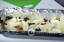 Тушеная курица с сухофруктами и медом - Шаг 7 Тушеная курица с сухофруктами и медом - Шаг 7