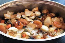 Тушкована курка з сухофруктами - Крок 8 Тушкована курка з сухофруктами - Крок 8