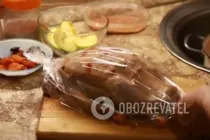 Гуска в рукаві з курагою і чорносливом - Крок 6 Гуска в рукаві з курагою і чорносливом - Крок 6