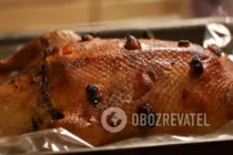 Гуска в рукаві з курагою і чорносливом - Крок 7 Гуска в рукаві з курагою і чорносливом - Крок 7
