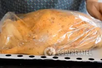 Гусь в рукаве с чесноком и яблоками - Шаг 7 Гусь в рукаве с чесноком и яблоками - Шаг 7