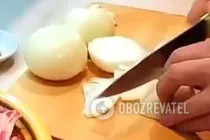 Смажена яловичина з цибулею на сковороді - Крок 2 Смажена яловичина з цибулею на сковороді - Крок 2