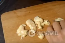 Тушеная курица с яблоками и майонезом - Шаг 2 Тушеная курица с яблоками и майонезом - Шаг 2