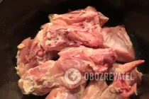 Тушкована курка у власному соку - Крок 2 Тушкована курка у власному соку - Крок 2