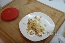 Тушкована курка з яблуками та часником - Крок 3 Тушкована курка з яблуками та часником - Крок 3