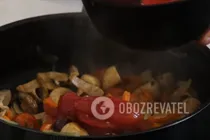 Курка, тушкована з помідорами по-італійськи - Крок 11 Курка, тушкована з помідорами по-італійськи - Крок 11