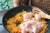 Тушкована курка із сочевицею - Крок 4 Тушкована курка із сочевицею - Крок 4