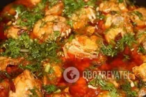 Курица, тушеная в томатном соусе с помидорами - Шаг 6 Курица, тушеная в томатном соусе с помидорами - Шаг 6