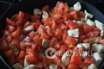 Тушкована курка з помідорами - Крок 7 Тушкована курка з помідорами - Крок 7