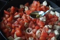 Тушкована курка з помідорами - Крок 9 Тушкована курка з помідорами - Крок 9