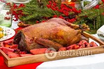 Гусь, фаршированный яблоками с капустой - Шаг 10 Гусь, фаршированный яблоками с капустой - Шаг 10