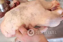 Гусь, фаршированный яблоками с капустой - Шаг 1 Гусь, фаршированный яблоками с капустой - Шаг 1